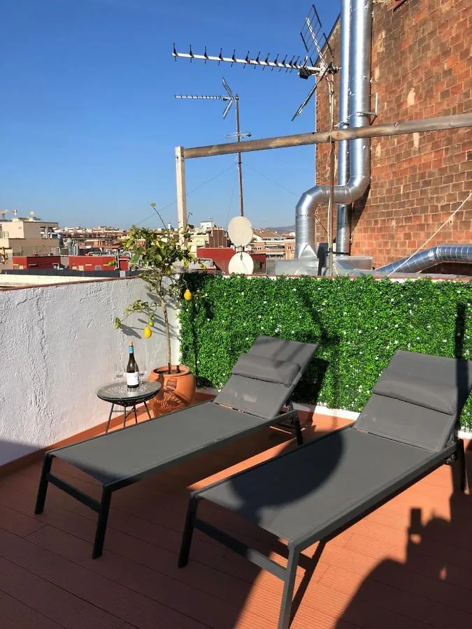 Attic Apartment 468 Sagrada Familia Barcelona